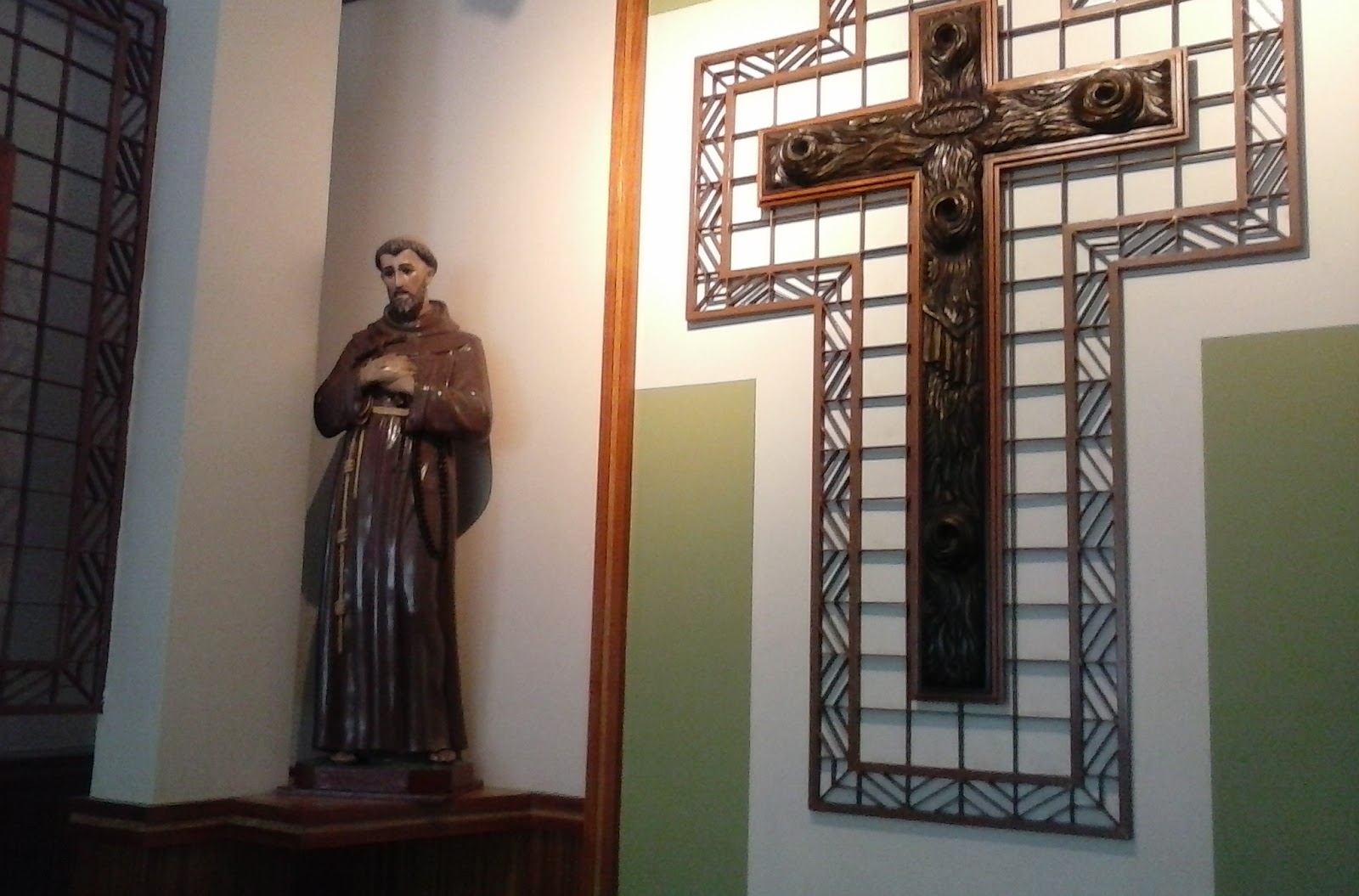 Diante da Cruz