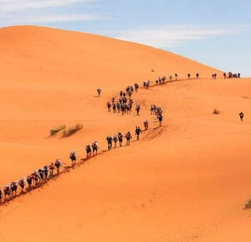 O povo de Deus, no deserto andava...